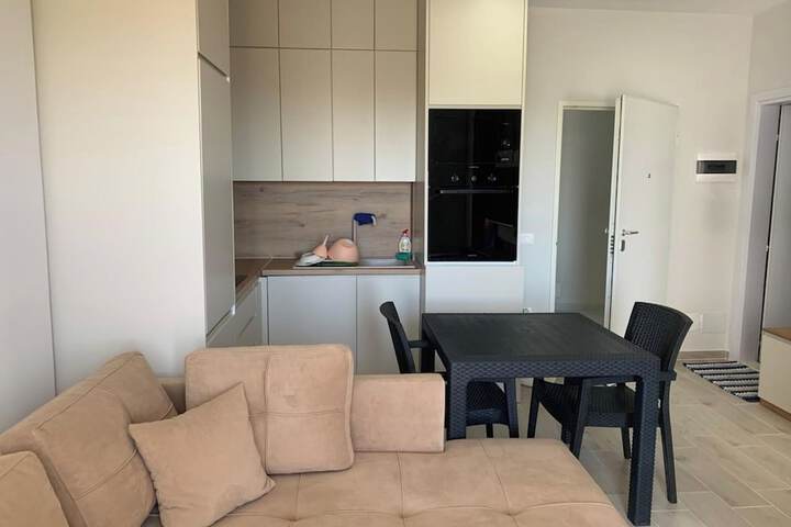 Room 42 of 65