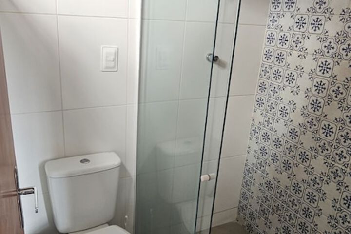 Room 105 of 157