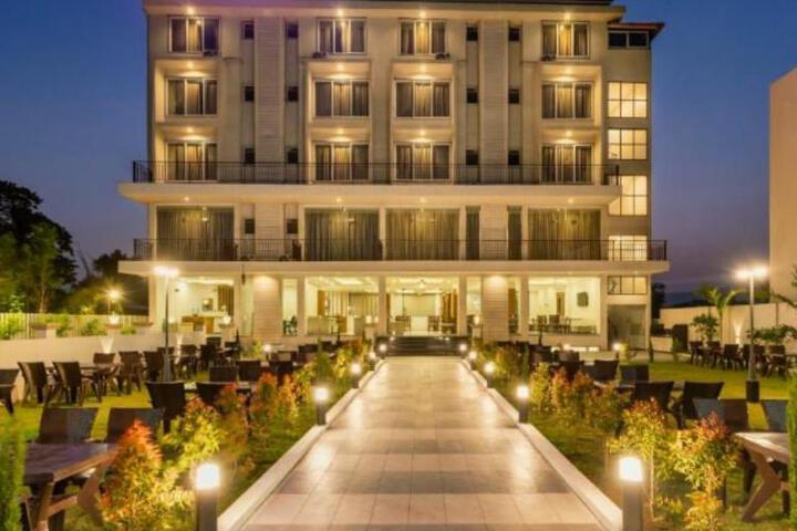 Hotel Grand InduKolhapur