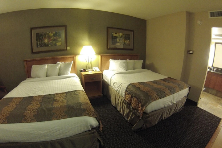 Room 4 of 35