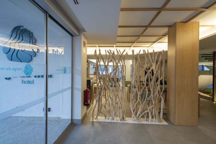 Hotel Interior 2 of 122