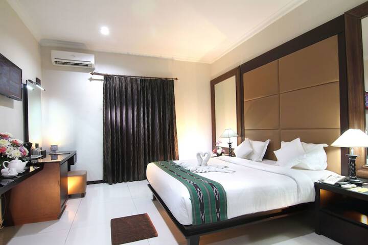 Room 9 of 84