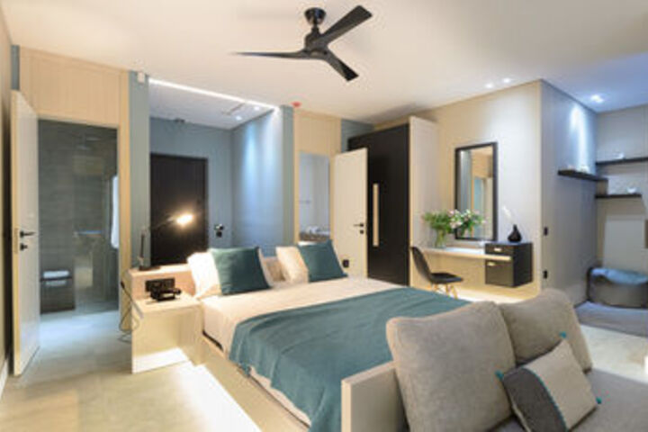 Room 37 of 119