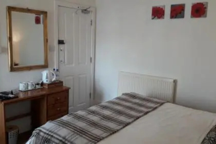 Room 2 of 13