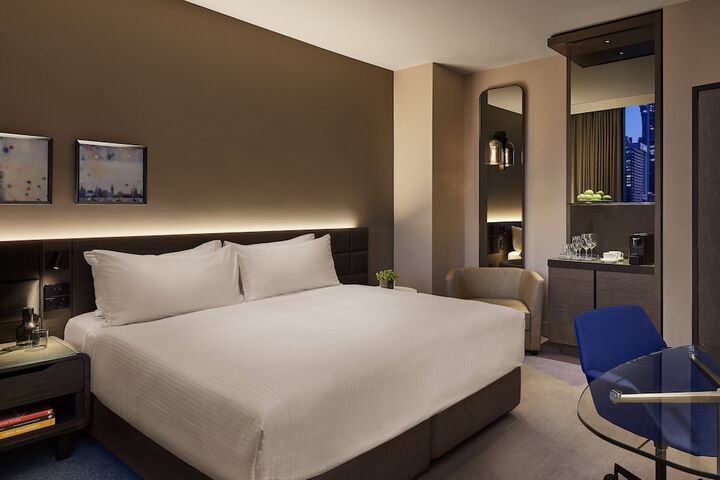 Room 3 of 70