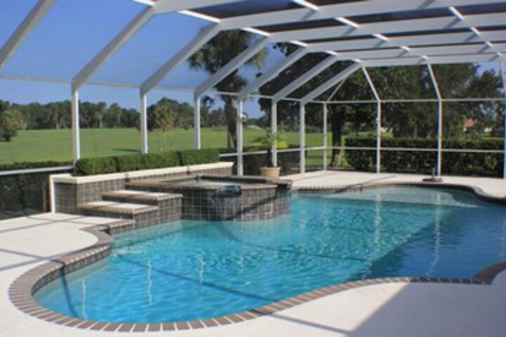 Pool 25 of 39