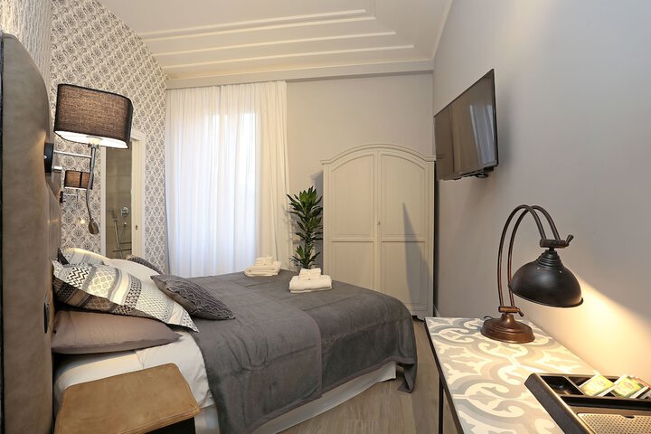 Room 15 of 40