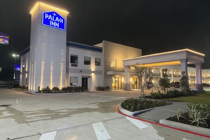 Hotel 30 of 31
