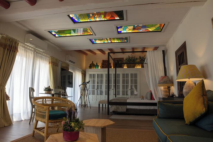 Room 8 of 69