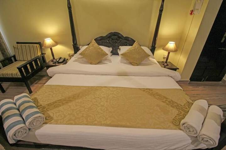 Room 7 of 35