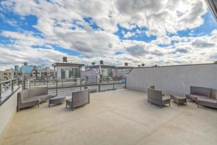 Terrace/Patio 23 of 24