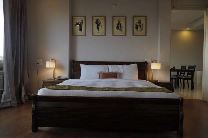 Room 14 of 111