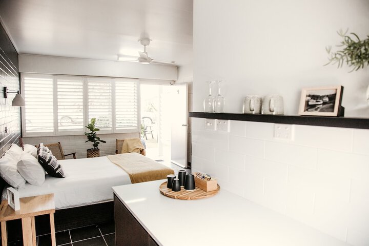 Room 6 of 43
