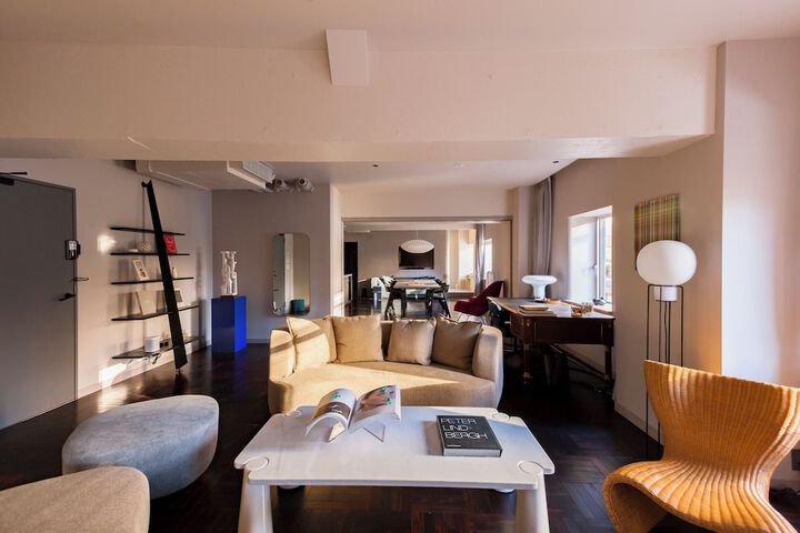 Room 30 of 59