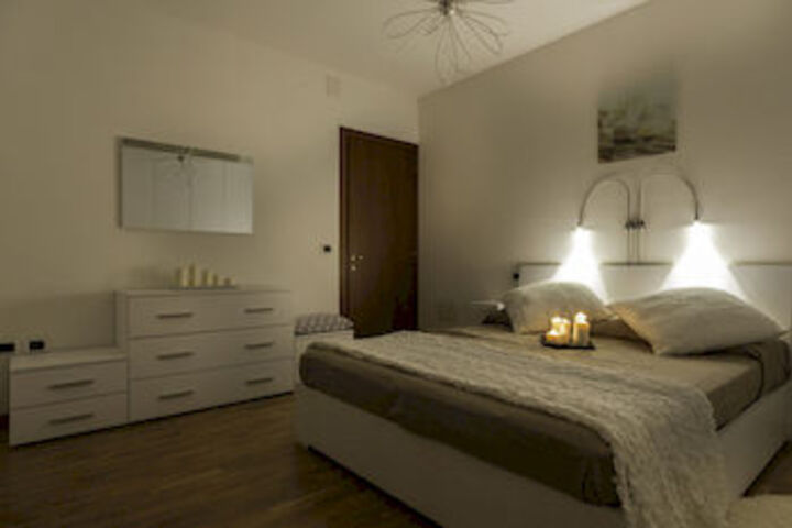 Room 353 of 871