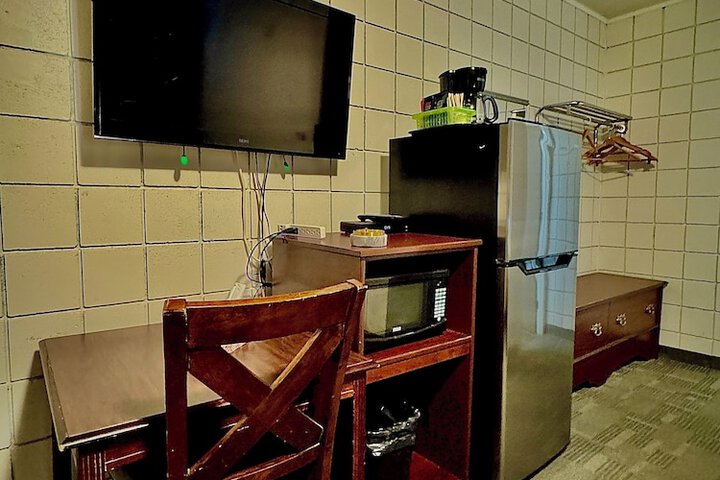 Room 31 of 39