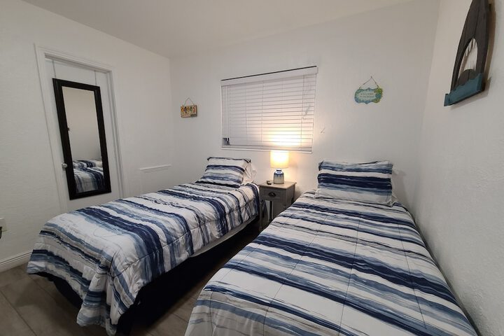 Room 60 of 166