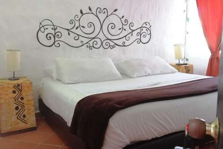 Room 7 of 19