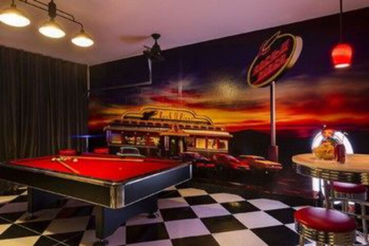 Room 13 of 35