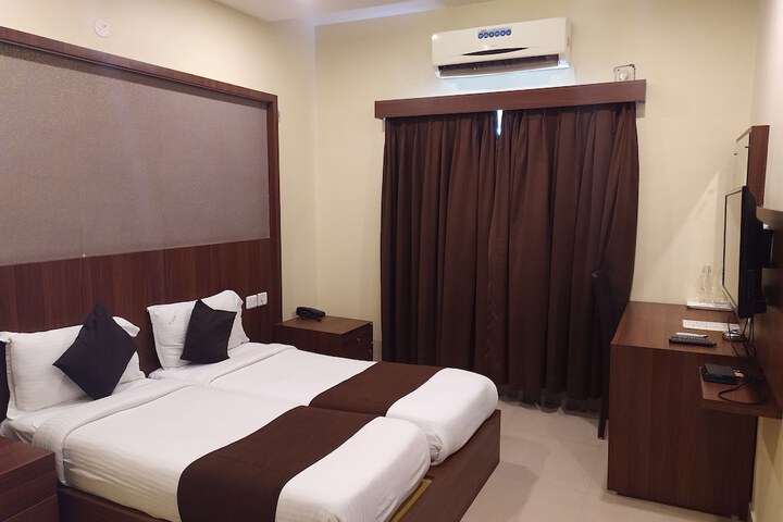 Room 12 of 41