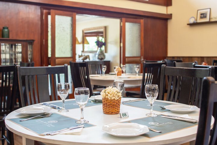 Dining 80 of 123