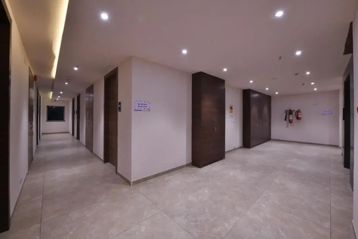 Room 11 of 20