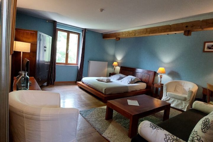 Room 14 of 71