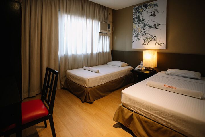 Room 46 of 158