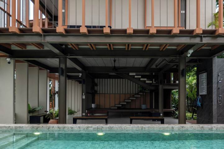 Pool 54 of 72