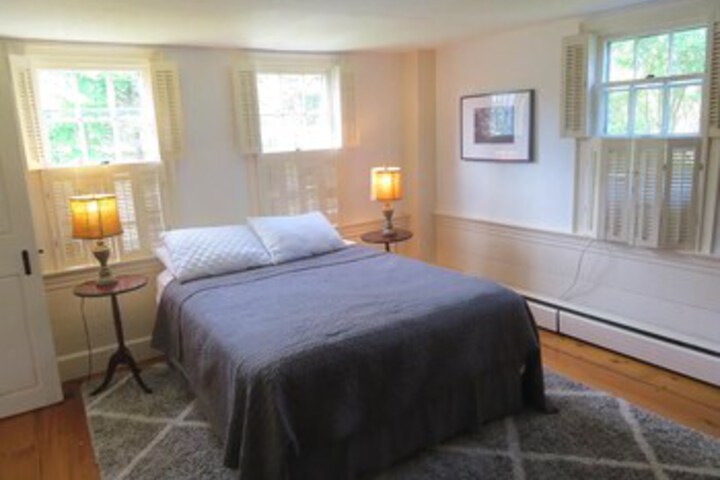 Room 30 of 32