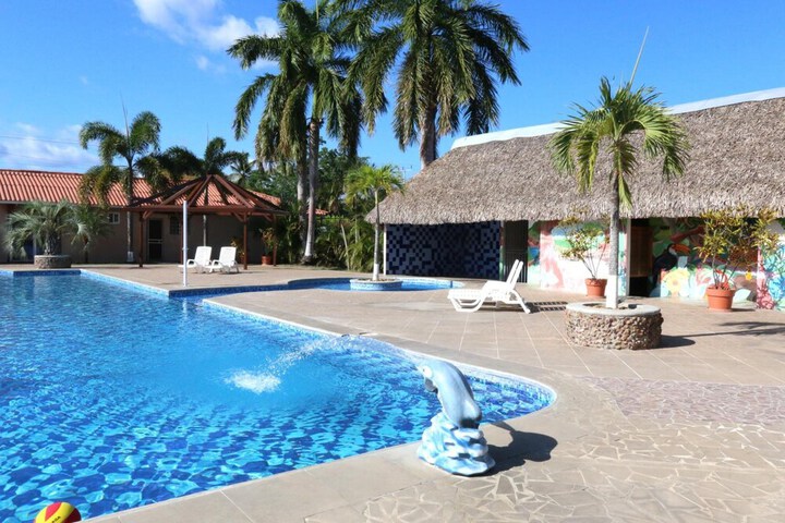 Pool 103 of 120