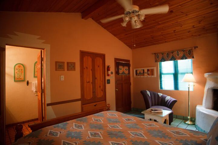 Room 11 of 149