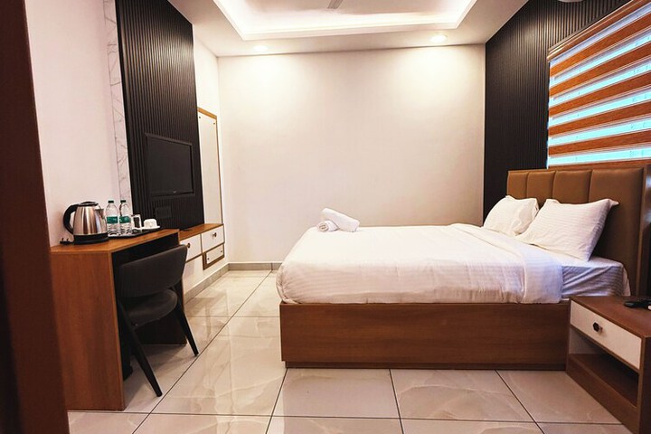 Room 34 of 56