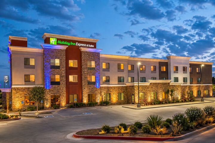 Hotel 100 of 107