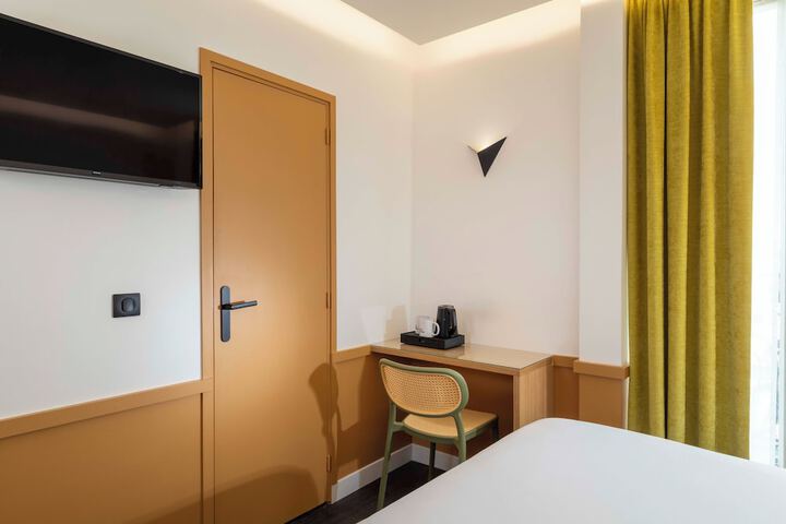 Room 7 of 55