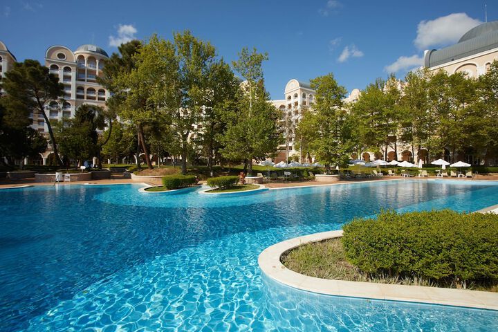 Pool 47 of 127