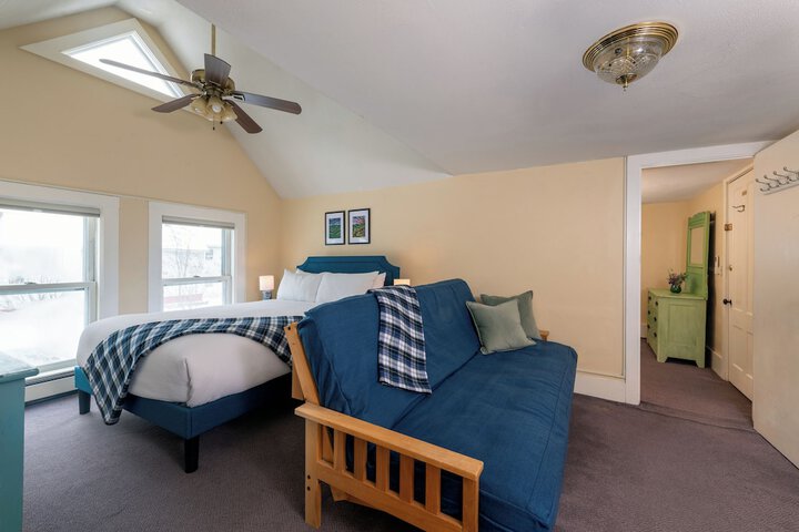 Room 19 of 41