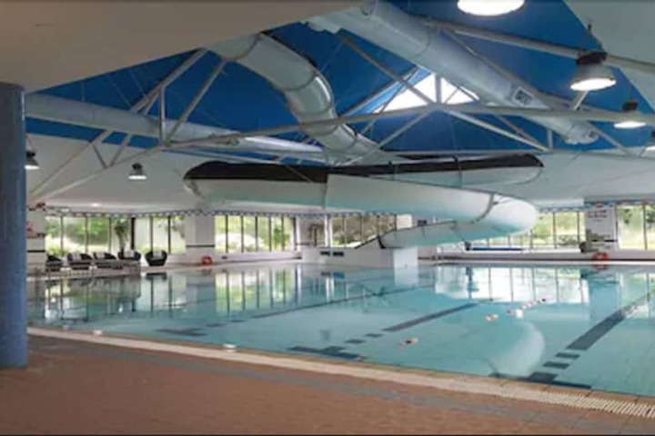 Pool Hotel