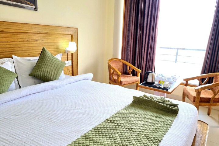 Room 10 of 29