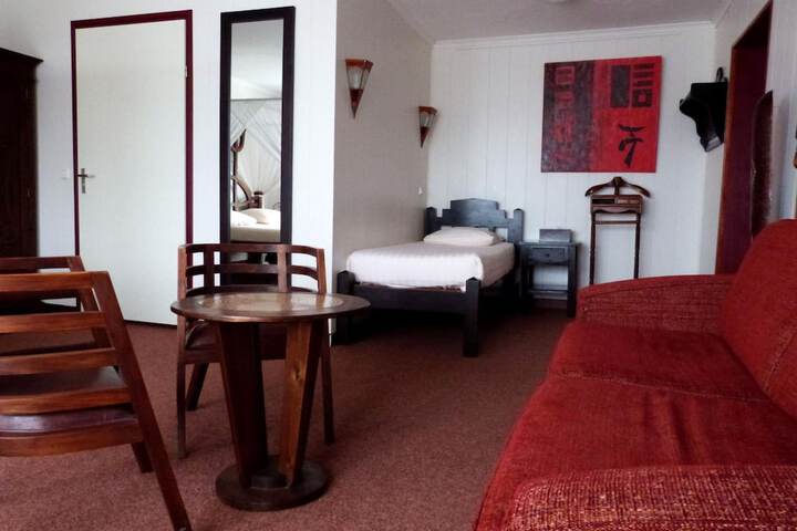 Room 22 of 68