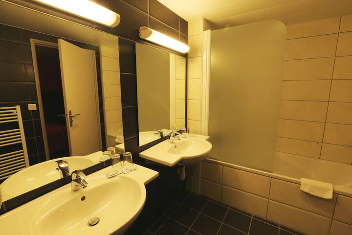 Bath Photo