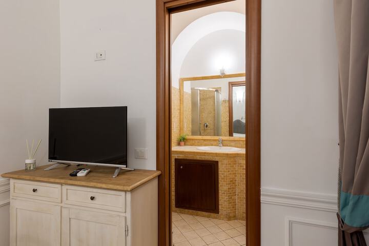 Room 22 of 41