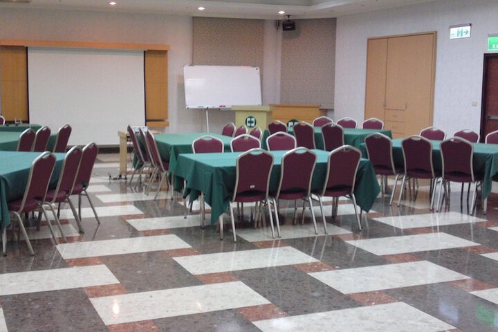 Meeting 32 of 40