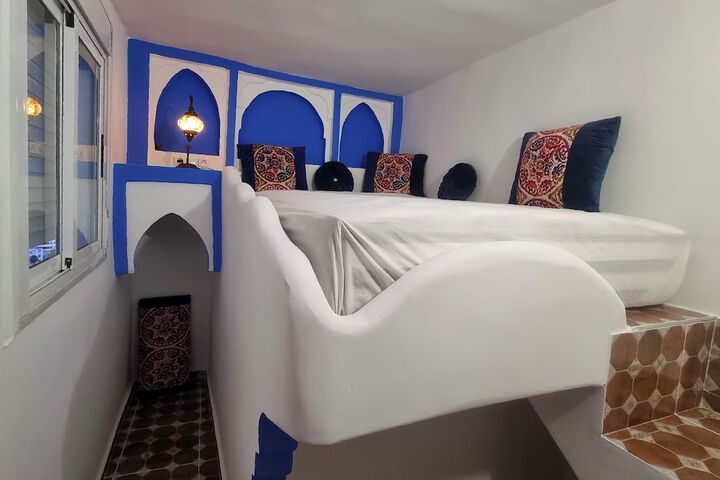 Room 11 of 47