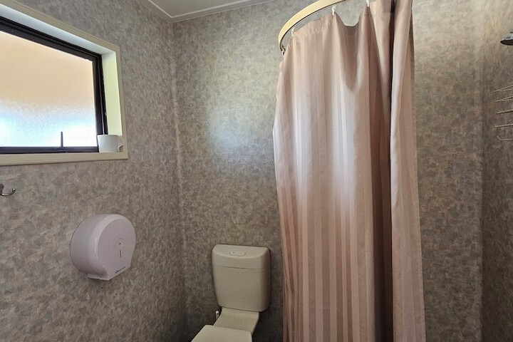 Room 28 of 45