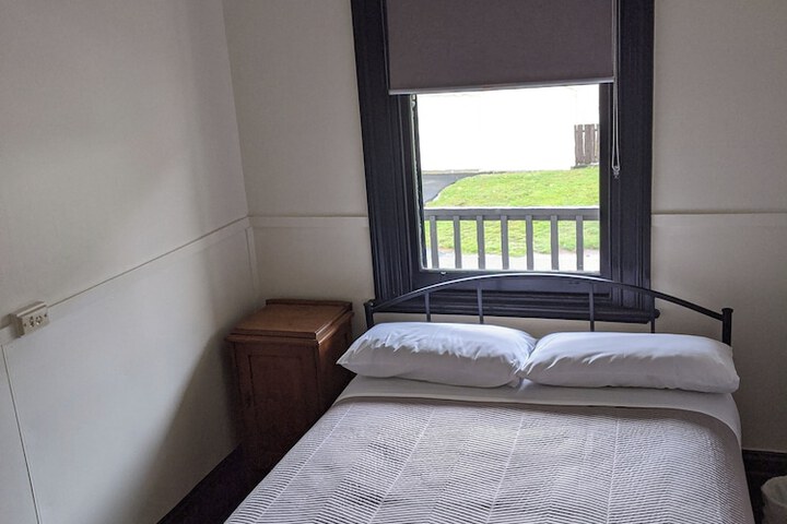 Room 2 of 14