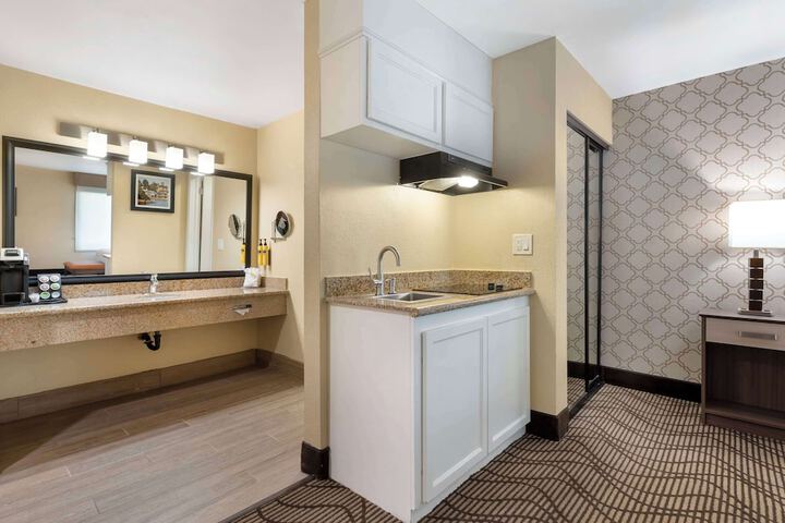 Private kitchenette