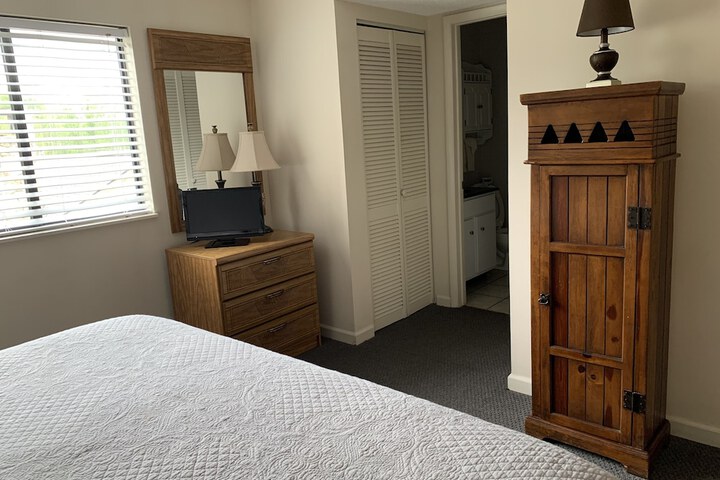 Room 20 of 186