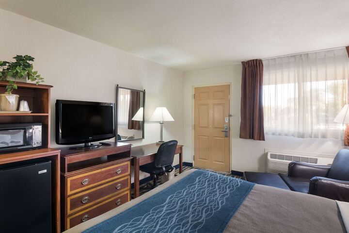 Room 11 of 57