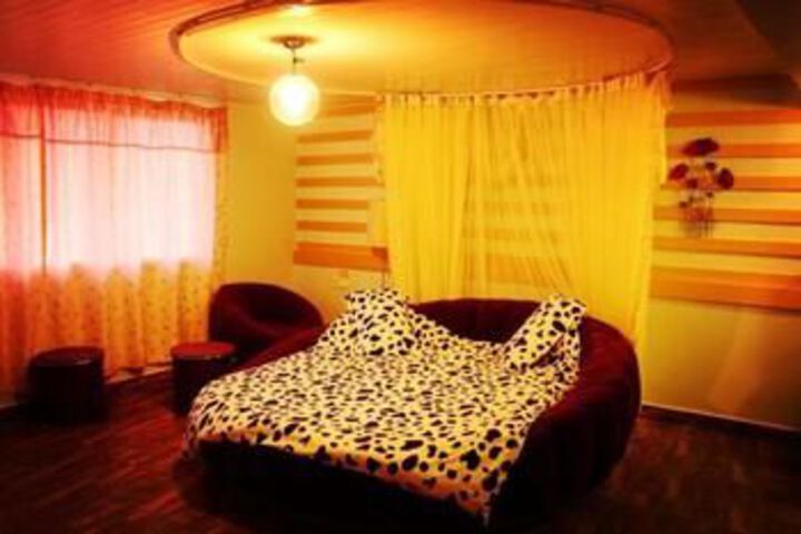 Room 34 of 201